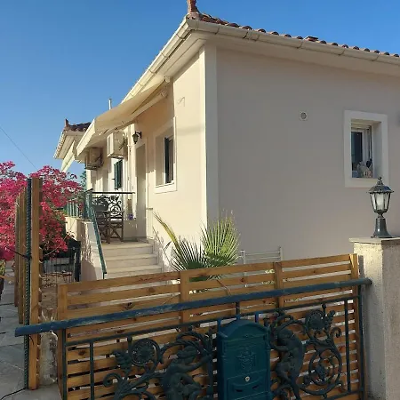 Octopus Garden, Koralli דירה Travliata