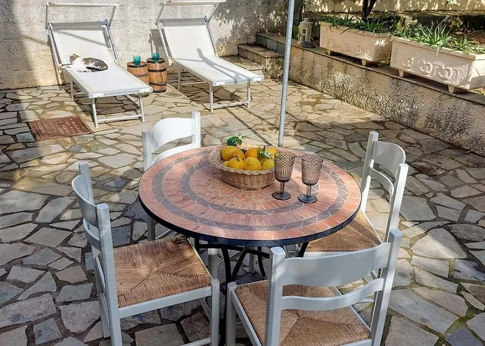 Διαμέρισμα Octopus Garden, Koralli Travliata